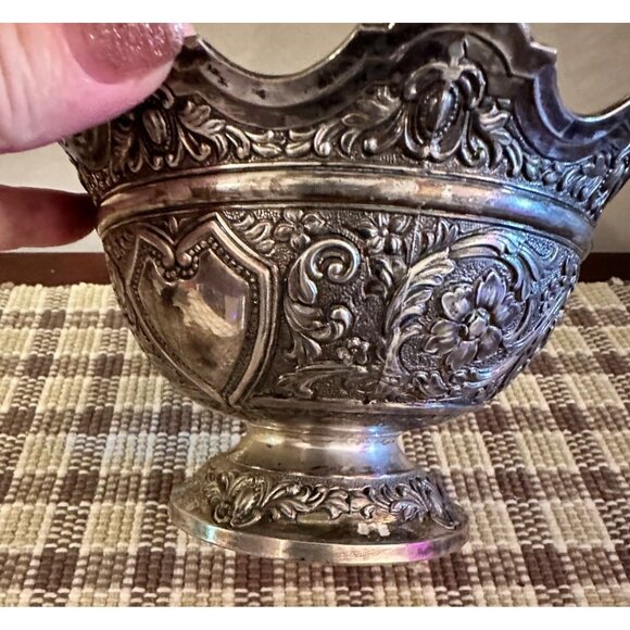Vintage Repousse Ornate Silverplate Bowl With Floral Detailing - Picture 3 of 9